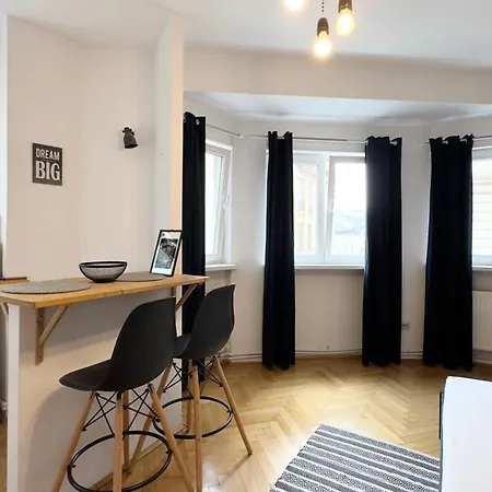 Old Town Central Studio Apartamento